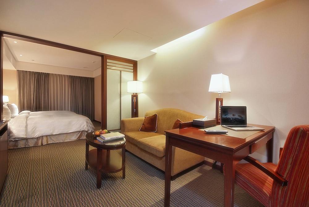 Royal Biz Taipei Hotel Экстерьер фото