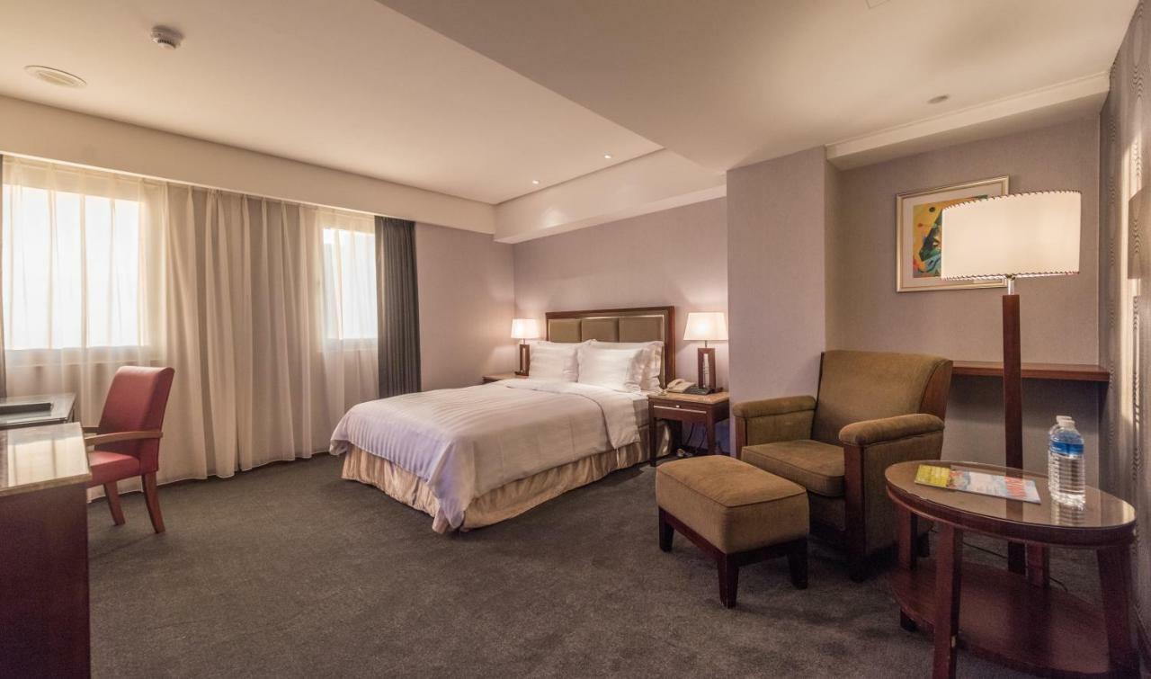Royal Biz Taipei Hotel Экстерьер фото